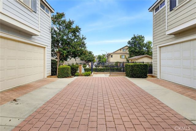 11216 Collin, Riverside, CA 92505
