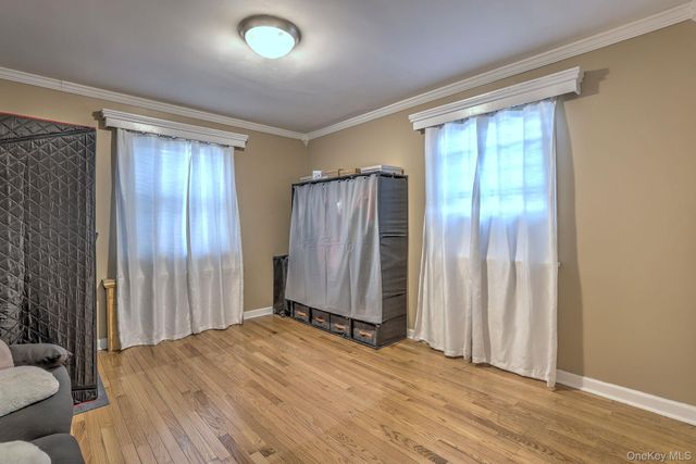 450 Pelham Road 3B, New Rochelle, NY 10805