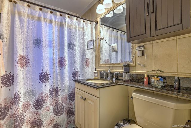 450 Pelham Road 3B, New Rochelle, NY 10805