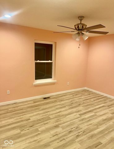 640 Mill Springs, Coatesville, IN 46121