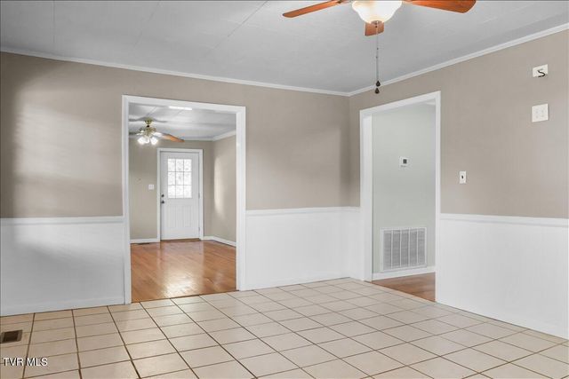 744 South Austin Springs Road, Johnson City, TN 37601