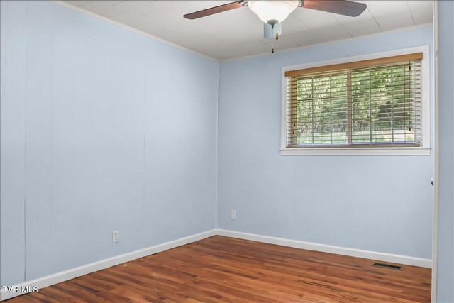 744 South Austin Springs Road, Johnson City, TN 37601