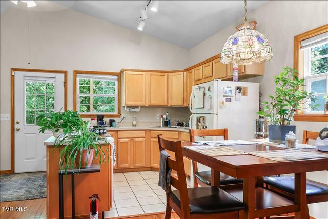 744 South Austin Springs Road, Johnson City, TN 37601