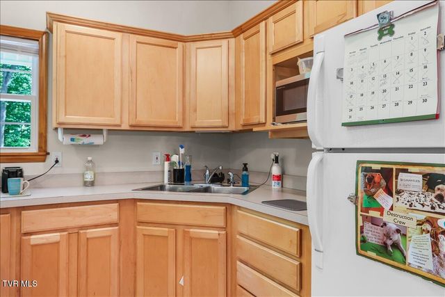 744 South Austin Springs Road, Johnson City, TN 37601