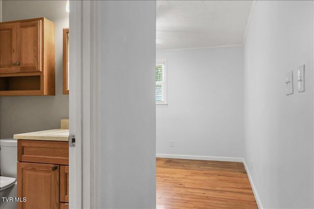 744 South Austin Springs Road, Johnson City, TN 37601