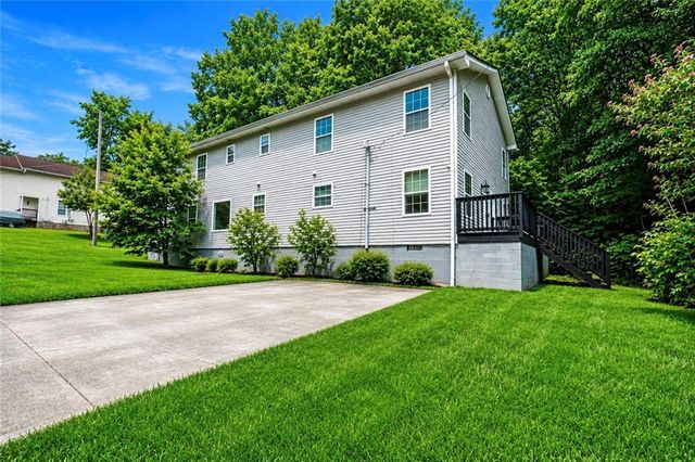 1955 E Avenue NW A, Atlanta, GA 30318
