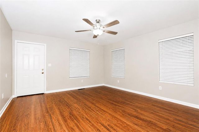 1955 E Avenue NW A, Atlanta, GA 30318