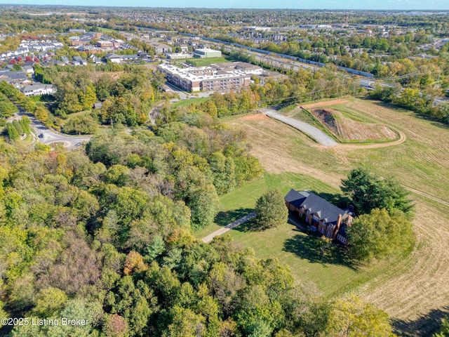8804 Wolf Pen Branch Rd, Prospect, KY 40059