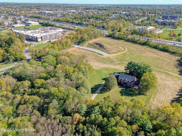 8804 Wolf Pen Branch Rd, Prospect, KY 40059