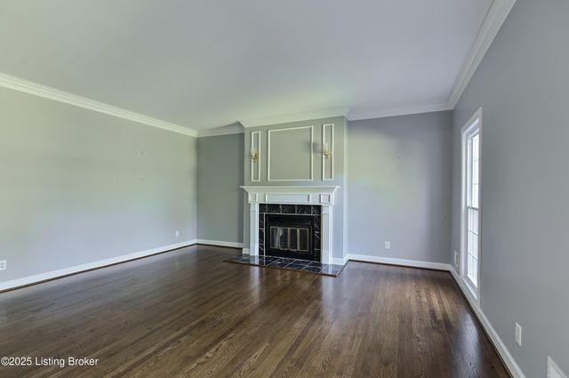 8804 Wolf Pen Branch Rd, Prospect, KY 40059