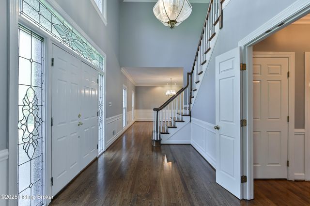 8804 Wolf Pen Branch Rd, Prospect, KY 40059