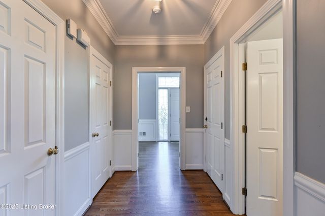 8804 Wolf Pen Branch Rd, Prospect, KY 40059