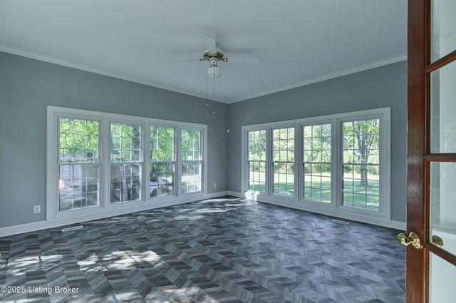 8804 Wolf Pen Branch Rd, Prospect, KY 40059