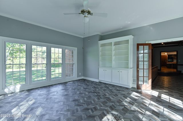8804 Wolf Pen Branch Rd, Prospect, KY 40059