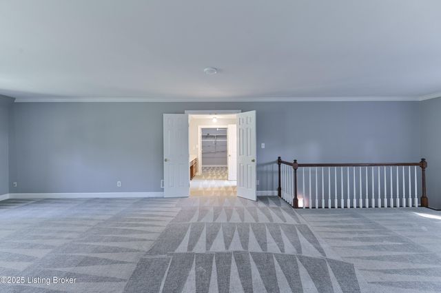 8804 Wolf Pen Branch Rd, Prospect, KY 40059