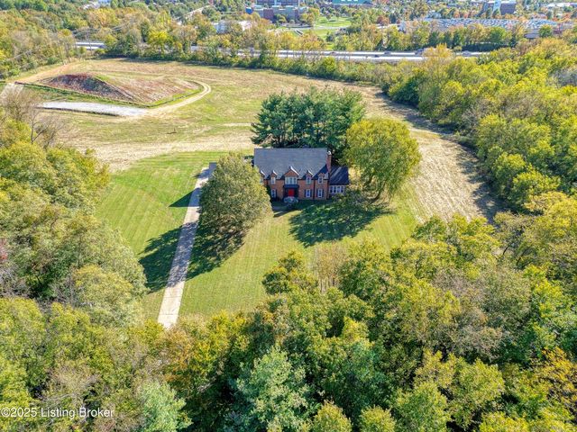 8804 Wolf Pen Branch Rd, Prospect, KY 40059