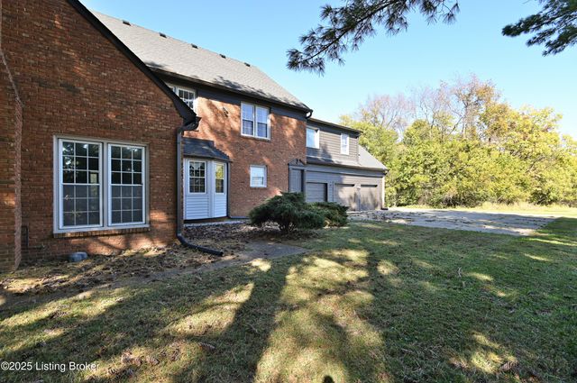 8804 Wolf Pen Branch Rd, Prospect, KY 40059