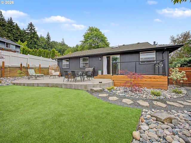 1413 Sw 14TH St, Gresham, OR 97080