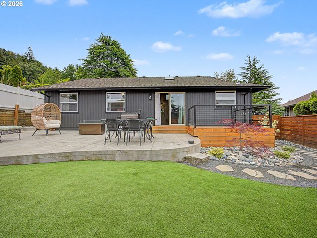 1413 Sw 14TH St, Gresham, OR 97080