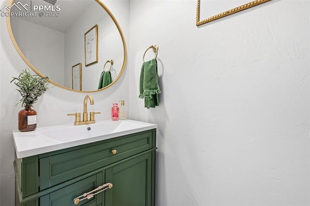 1421 Will Scarlet Drive, Divide, CO 80814