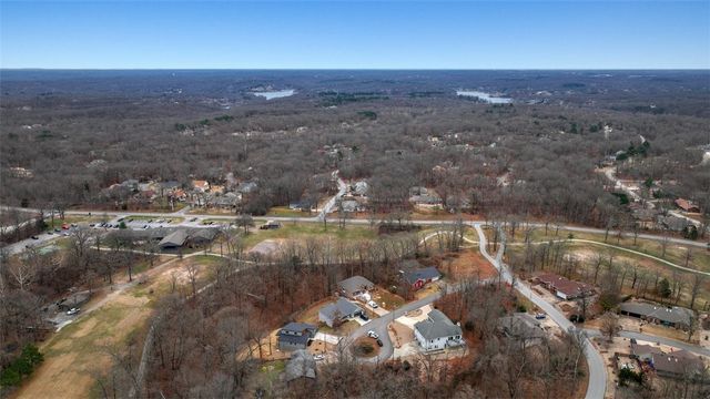 10 Branchwood Lane, Bella Vista, AR 72715