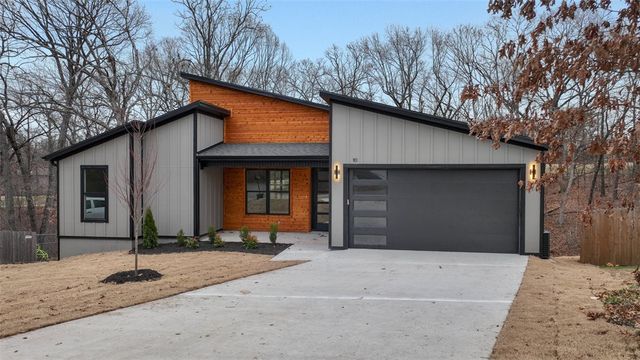 10 Branchwood Lane, Bella Vista, AR 72715