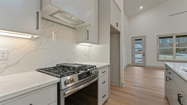 10 Branchwood Lane, Bella Vista, AR 72715