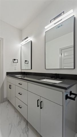 10 Branchwood Lane, Bella Vista, AR 72715