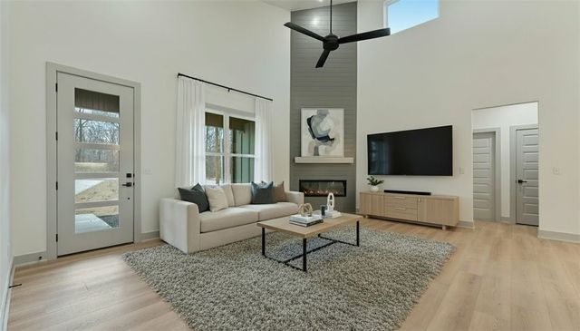 10 Branchwood Lane, Bella Vista, AR 72715