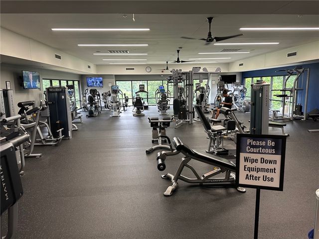 10 Branchwood Lane, Bella Vista, AR 72715