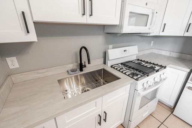 4421 N 23rd Avenue Apt 2, Phoenix, AZ 85015