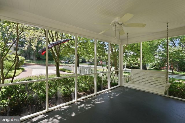 7101 WESTERN AVE NW, Washington, DC 20015