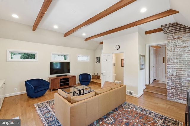 7101 WESTERN AVE NW, Washington, DC 20015