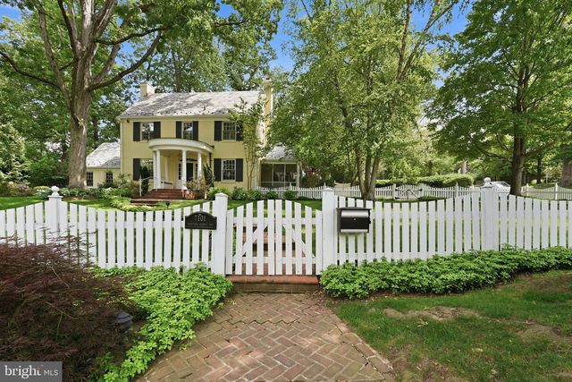 7101 WESTERN AVE NW, Washington, DC 20015