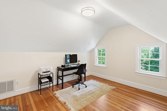 7101 WESTERN AVE NW, Washington, DC 20015