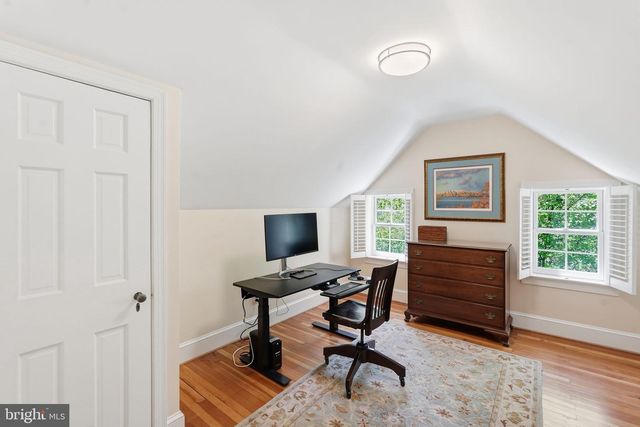 7101 WESTERN AVE NW, Washington, DC 20015
