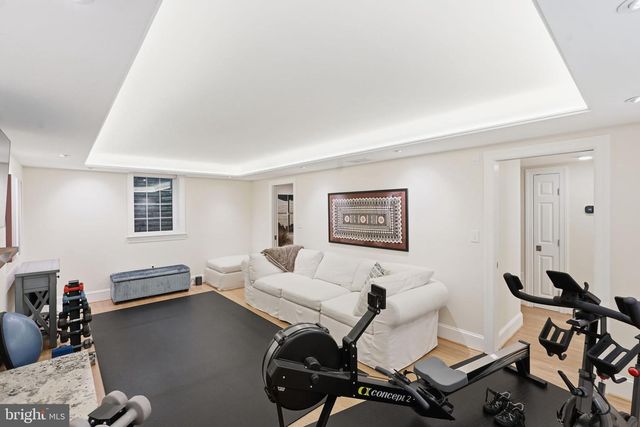 7101 WESTERN AVE NW, Washington, DC 20015