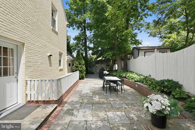 7101 WESTERN AVE NW, Washington, DC 20015