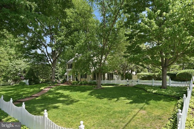 7101 WESTERN AVE NW, Washington, DC 20015