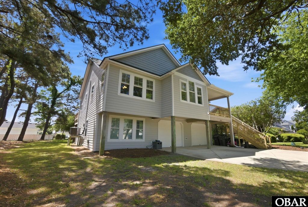 Image 36 of property listing at 125 W Oak Knoll Drive Lot 18, Nags Head, NC 27959