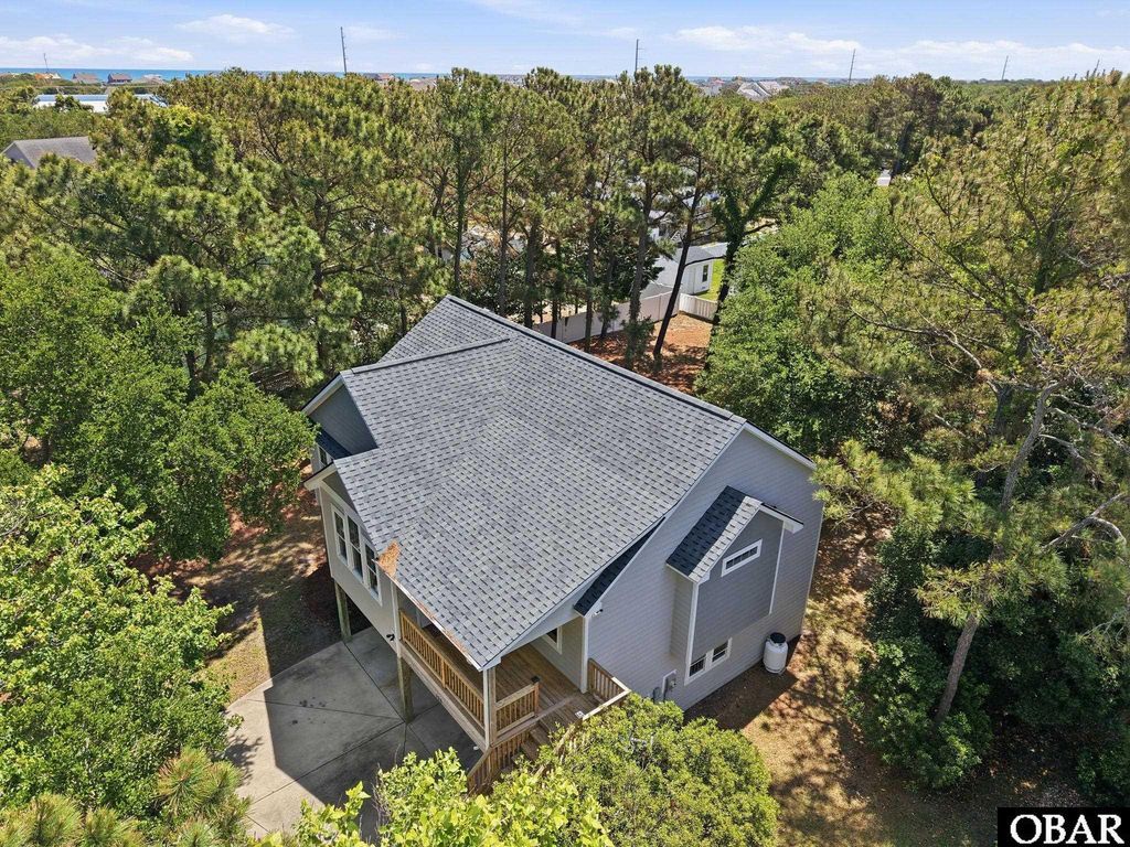 Image 38 of property listing at 125 W Oak Knoll Drive Lot 18, Nags Head, NC 27959