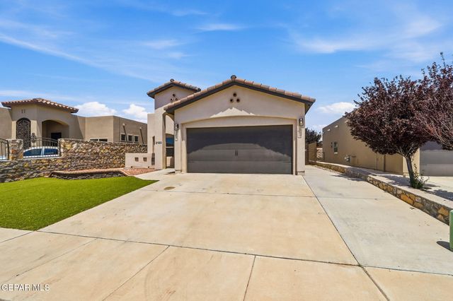 2120 HONOUR POINT Place, El Paso, TX 79938