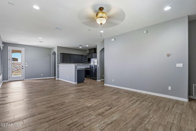 2120 HONOUR POINT Place, El Paso, TX 79938