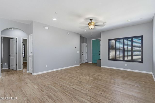 2120 HONOUR POINT Place, El Paso, TX 79938