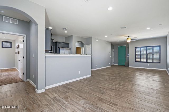 2120 HONOUR POINT Place, El Paso, TX 79938