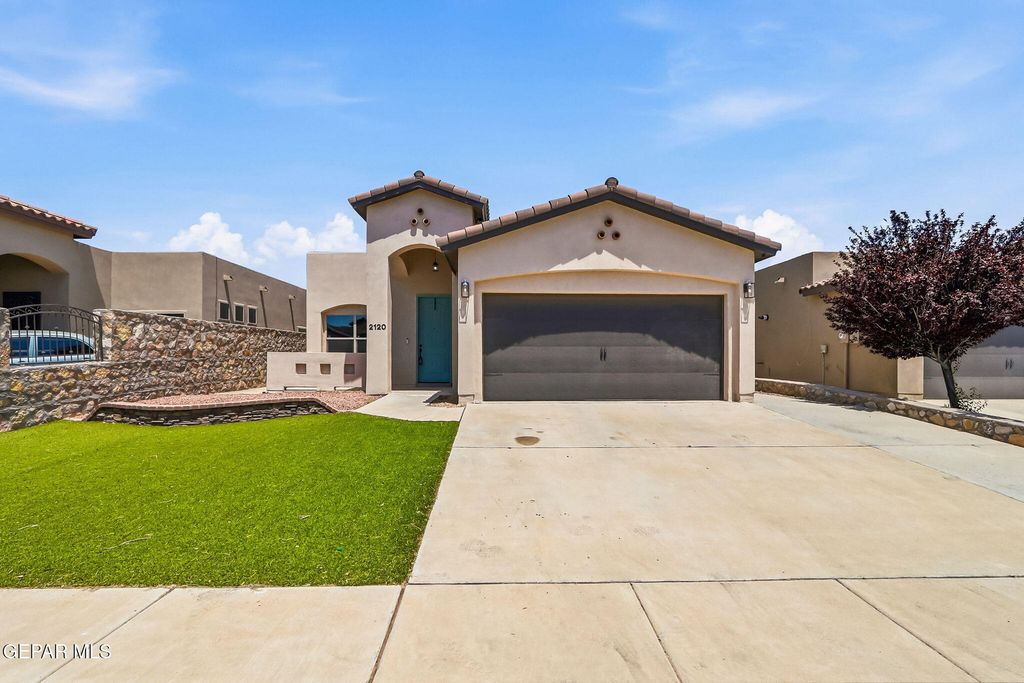 2120 HONOUR POINT Place, El Paso, TX 79938