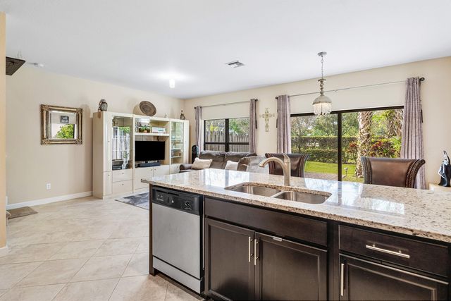 4648 Silver Saw, Lake Worth, FL 33463