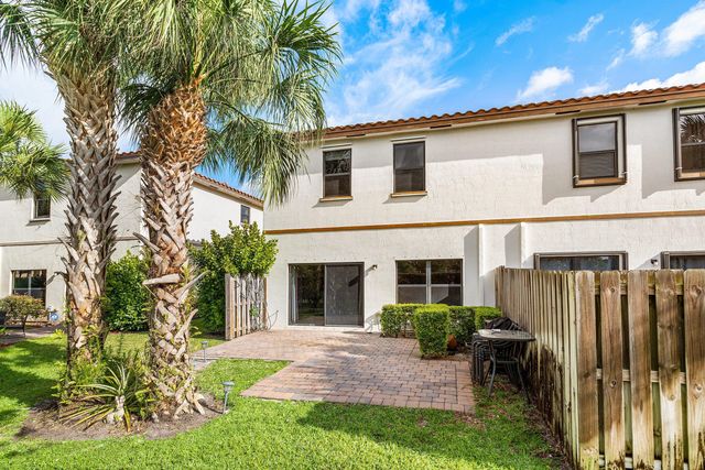 4648 Silver Saw, Lake Worth, FL 33463