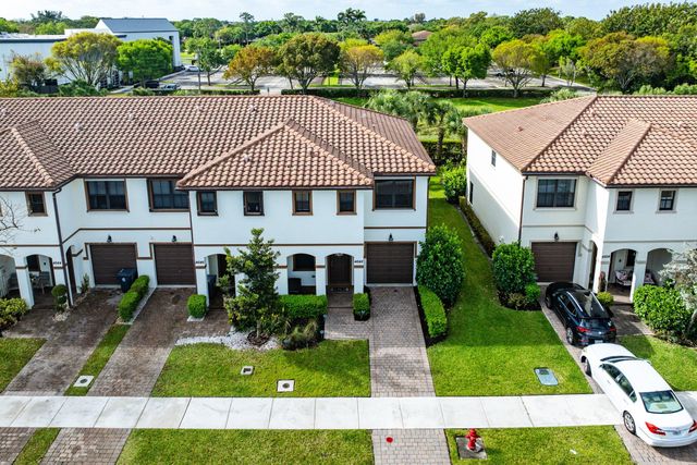 4648 Silver Saw, Lake Worth, FL 33463