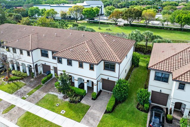 4648 Silver Saw, Lake Worth, FL 33463